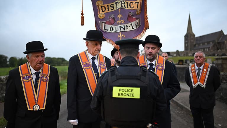 Politicians receive letters from PSNI over standing with Garvaghy Road residents Politicians receive letters from PSNI over standing with Garvaghy Road residents
