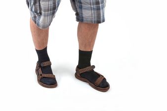 Keep the head: Did you get dressed in the dark?