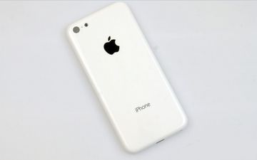More pictures of the rumoured budget iPhone emerge