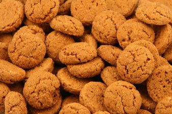 Irish redheads break world record after baking 4695 ginger nuts in Cork
