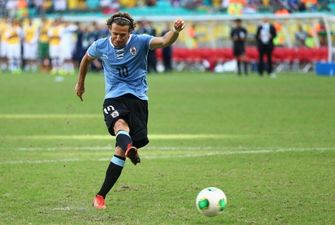 Video: There were a couple of half-decent free-kicks scored in the Japan v Uruguay game today