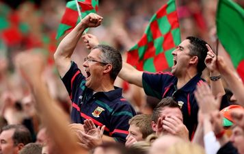 Video: Surfing Mayo fan is the coolest GAA supporter we’ve seen yet