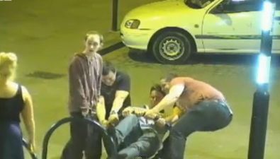 Video: Sound lads out on the tear stop to fix a broken bicycle rack