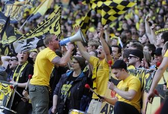 Selfie absorbed – this Dortmund fan managed to get an unusual picture last night