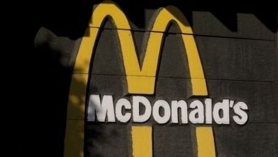 Pics: The McEverything. This is what 43 McDonald’s burgers stacked on top of each other looks like