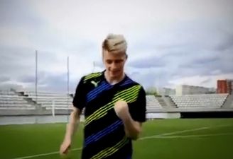 Video: Is this two-ball trick-shot by Marco Reus real or completely fake?