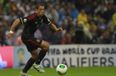 Video: Taxi for Chicharito after one of the worst open goal misses you’ll see all season