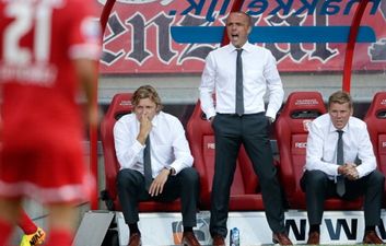 Tooth-less performance from Dutch manager after excessive celebrations