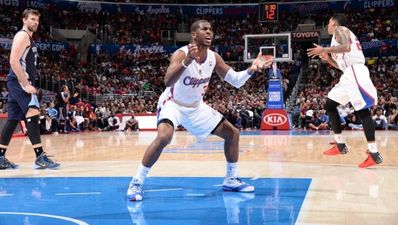 Video: Chris Paul received a pretty decent kick to the head in the NBA