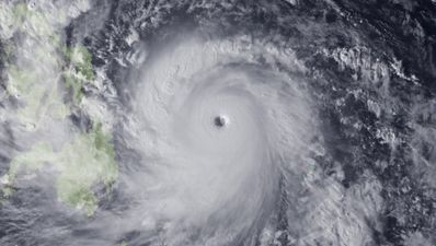 Video: Terrifying footage of Super Typhoon Haiyan hitting the Philippines