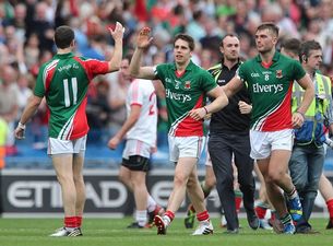 Pic: Roscommon man hijacks Mayo All-Star photo to make it look as if he won one too