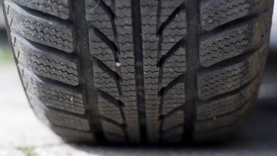 Video: This Japanese tyre advert features a health warning before it…