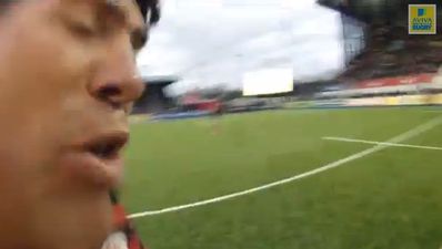 Video: Schalk Brits is felled by referee Wayne Barnes