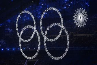 GIF: Sochi Olympics closing ceremony takes the piss out of opening ceremony gaffe