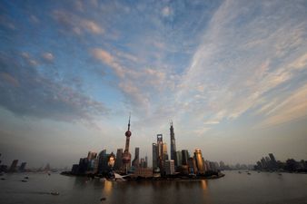 Chinese singletons brilliantly prank loved-up couples with a super Shanghai surprise