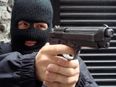 VIDEO: Real-life hero saves a woman at gunpoint without realising it’s all just part of a movie