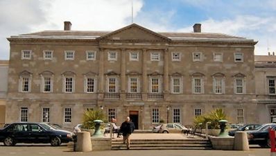 Man tries to enter Leinster House with a sword and three knives (Report)
