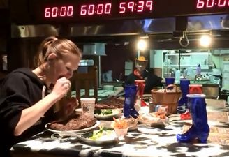 Video: Female competitive eater devours two 72-ounce steaks in less than 15 minutes
