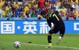 Chicago Town Take Away Slice of the Action: David Villa’s very fancy flick gives Spain the lead