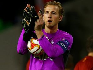 Vine: Tottenham hat-trick hero Harry Kane takes the match-ball and ‘keeper gloves