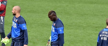 Mario Balotelli injures his hamstring and is forced back to Liverpool