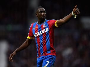 Vine: Yannick Bolasie had a spectacularly awful attempt at goal against Sunderland this evening