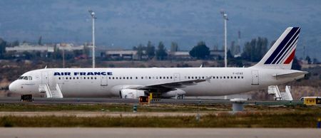 Heat from vegetables sets off fire alarm and forces flight to land in Shannon