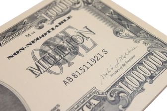 Video: Woman sent $1.4m to an online lover she never met in person