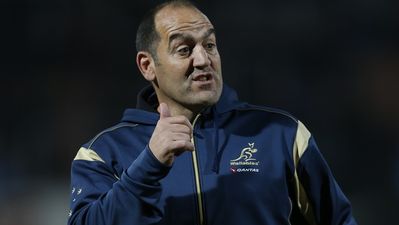 Vine: Australia’s scrum coach spotted picking his ear and eating the contents during All-Black clash