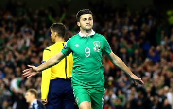 PIC: There’s an unforgivable Shane Long-sized oversight in UEFA’s guide to Euro ’16