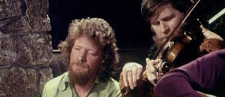Two Luke Kelly statues look set to be erected in Dublin city centre