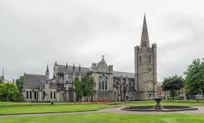 PIC: Cruel anti-refugee graffiti appears near iconic Dublin landmark