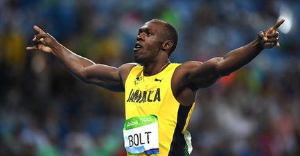 WATCH: The phenomenal Usain Bolt destroys the competition to win gold at the 200m