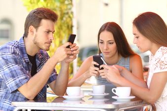 Survey reveals the amount of time Irish people spend on social media every day