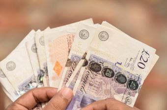 Value of pound is now lower than euro at British airports