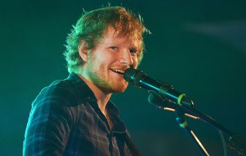 Ed Sheeran to play a gig in a random fan’s sitting room for charity
