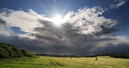 Met Éireann forecasts thunderstorms and temperatures of up to 20 degrees next week
