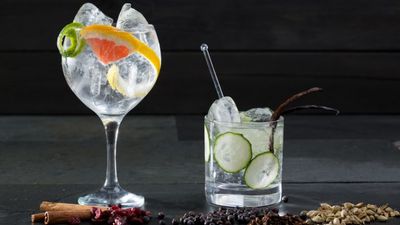 Aldi will be selling a new gin that changes colour in their Irish stores