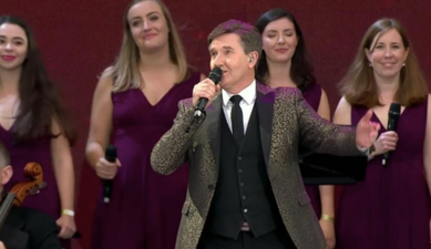 The Pope’s reaction to Daniel O’Donnell’s performance was absolutely brutal