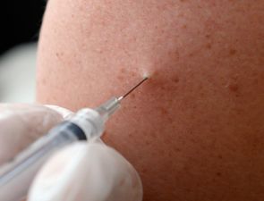 HSE urges parents to check their children’s vaccination records following meningitis deaths