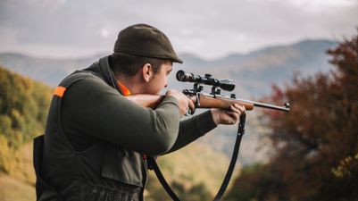 American hunter pays $110,000 to kill rare mountain goat