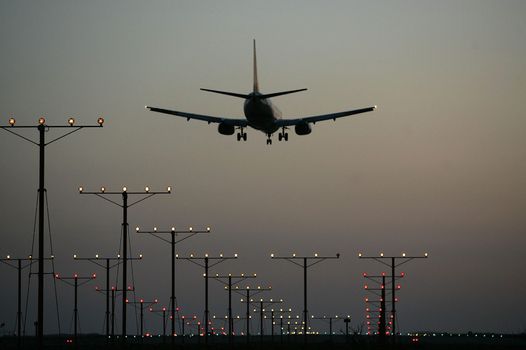 mother forgot child in airport