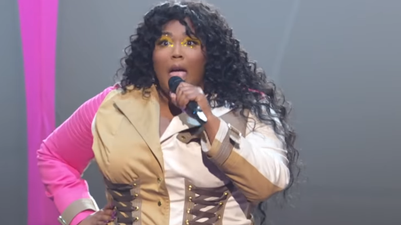 WATCH: Lizzo absolutely steals the show at the VMAs
