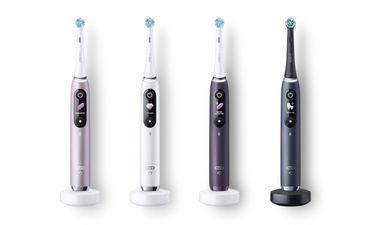 The Oral B iO Series 9 – A smart toothbrush with brilliant cleaning and a steep price