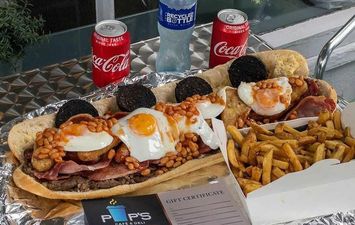 A Dublin Cafe will pay you €50 if you can finish this MONSTER breakfast roll