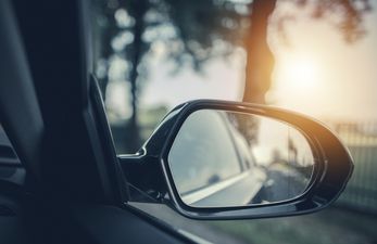 Ukrainian refugees can now obtain temporary Irish driving licences