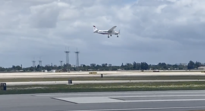 Passenger safely lands plane after pilot falls ill despite having “no idea” how