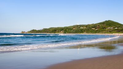 Irish dad dies trying to save 11-year-old daughter from drowning