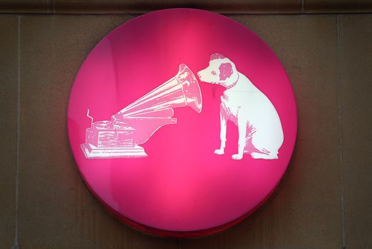 HMV announces Ireland comeback