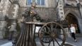 Molly Malone statue vandalised with paint overnight